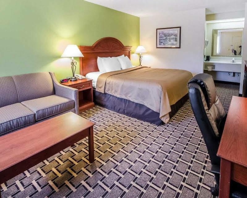 Econo Lodge Russellville Extérieur photo