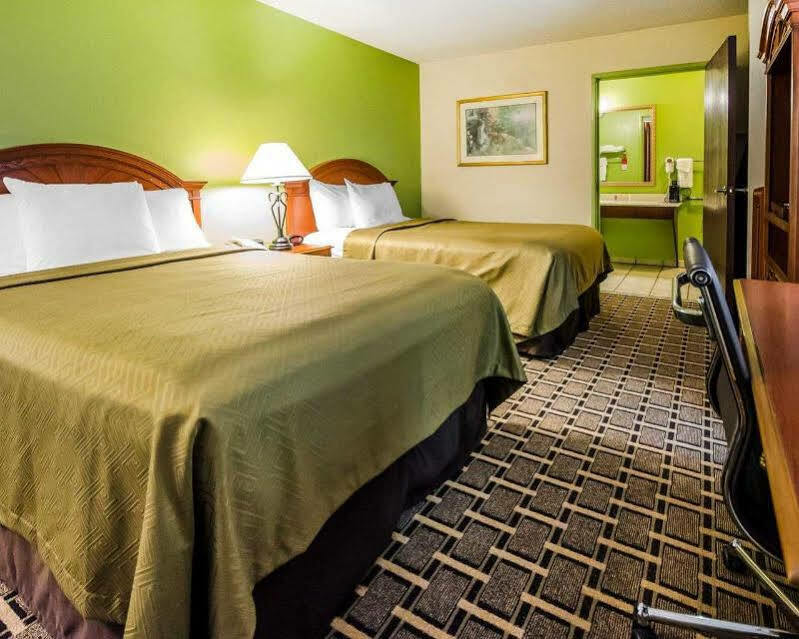 Econo Lodge Russellville Extérieur photo